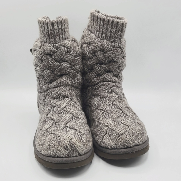 UGG Isla Cableknit Boots Gray Grey Size 8 - Picture 13 of 13